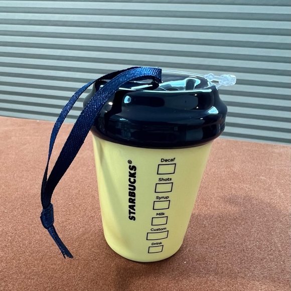 Disney Minnie Mouse Starbucks Cup Ornament - Picture 3 of 3